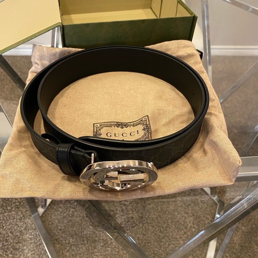 Gucci belt